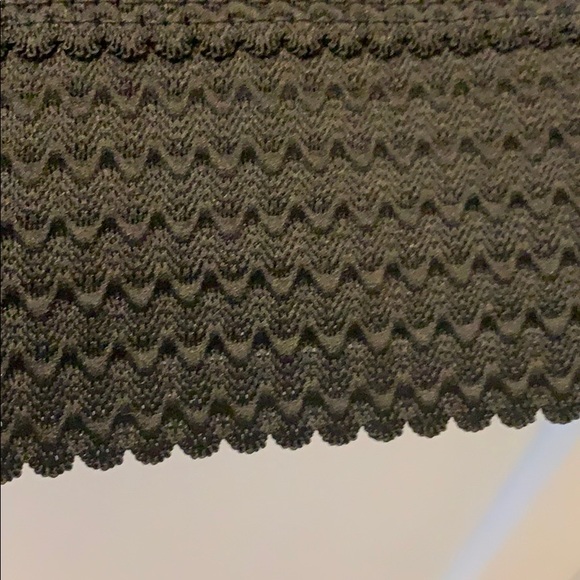 Black skirt - Picture 4 of 4